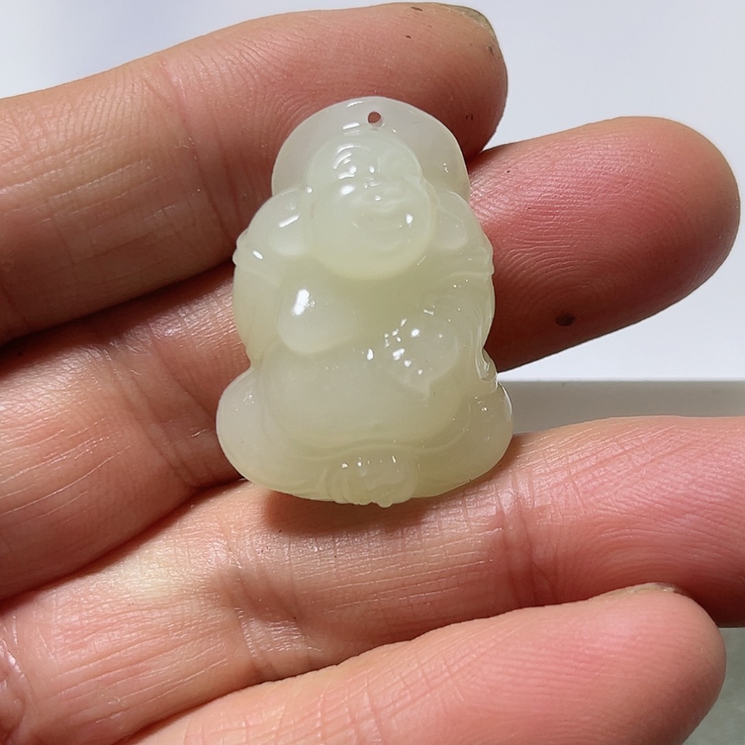 石英质玉颈饰未镶嵌小*%