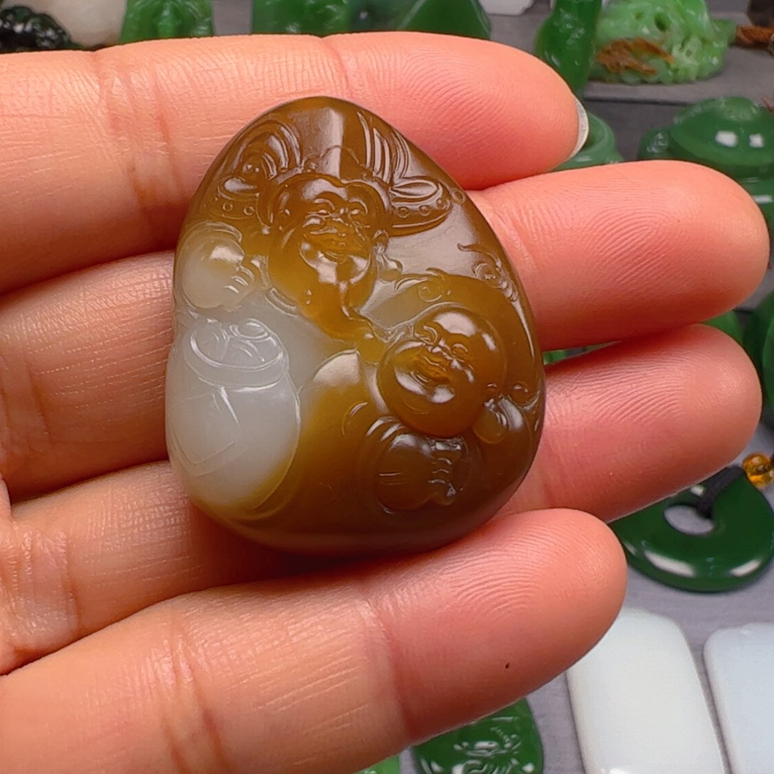 和田玉颈饰未镶嵌