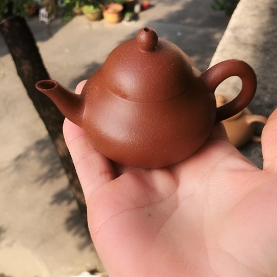 茶壶紫砂将坡泥梨形100豪升左右
