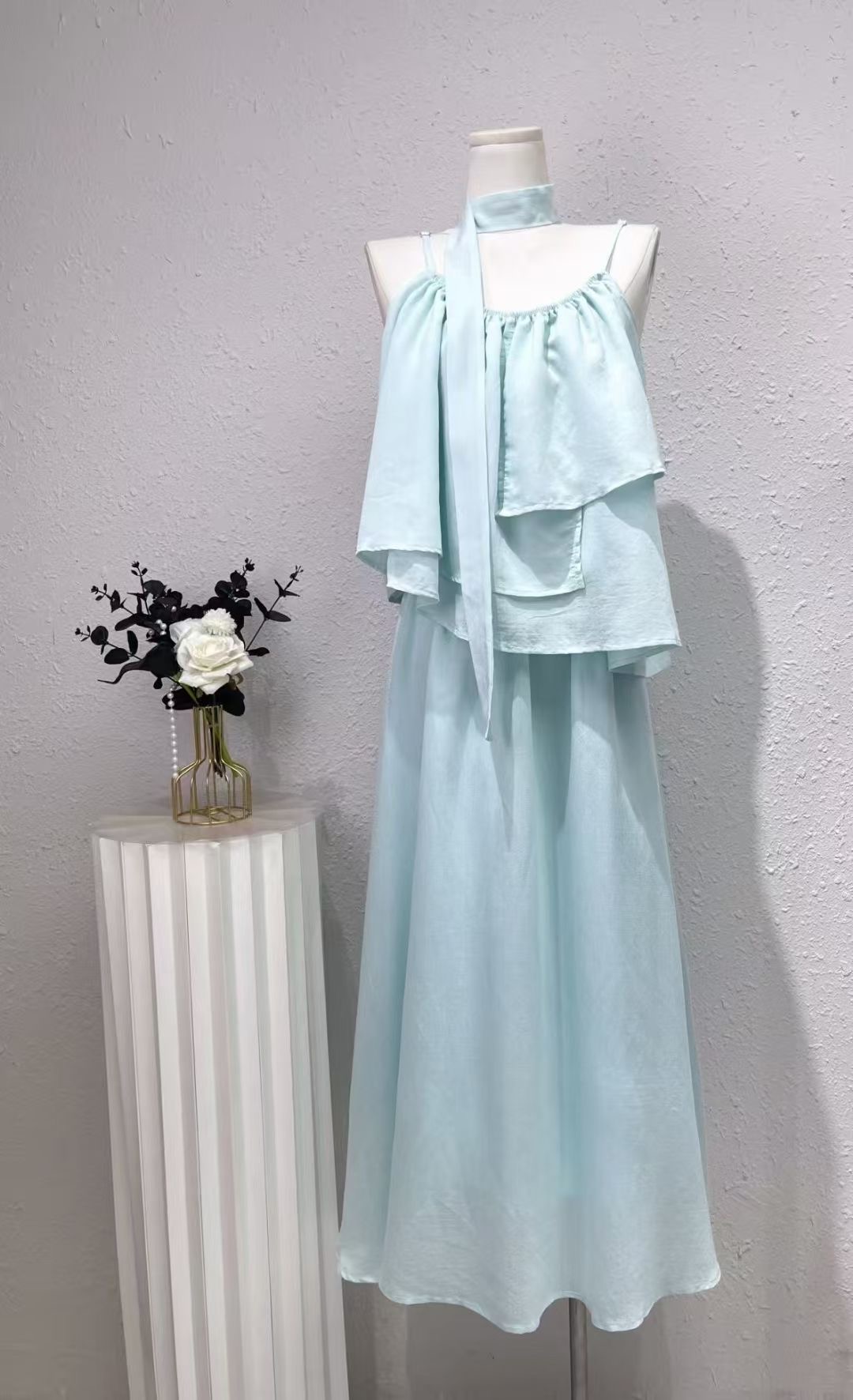 时尚套装吊带气质夏季上衣女装套装蓝色抹胸女士休闲