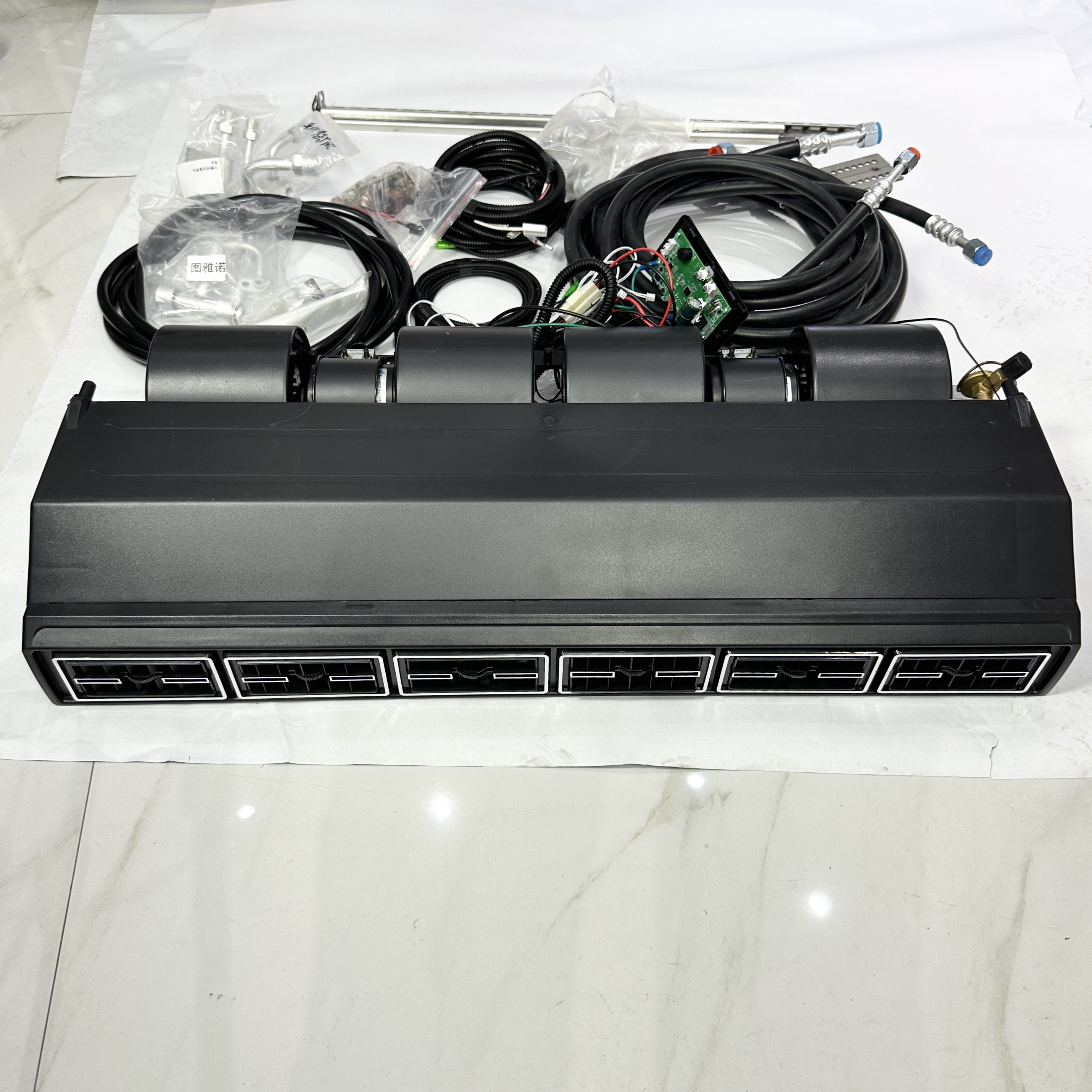 隐藏式空调大通依维柯轿车suv通用改装并联车载空调