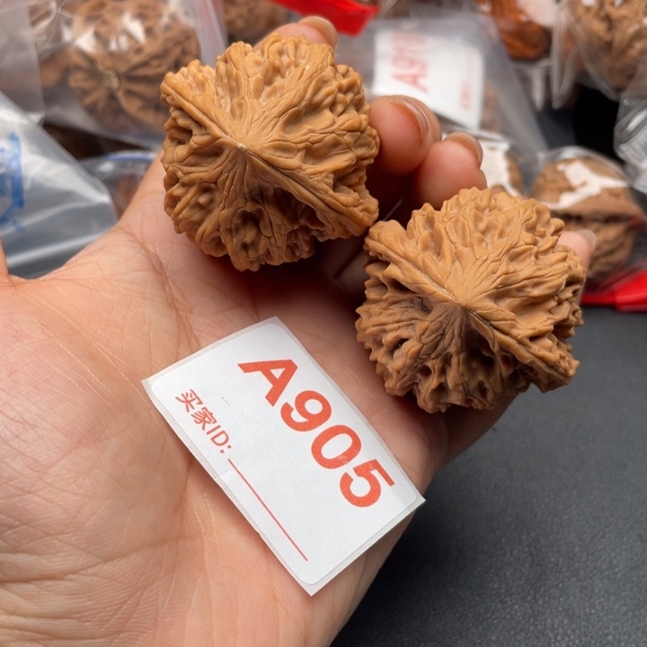 文玩核桃吊坠核桃