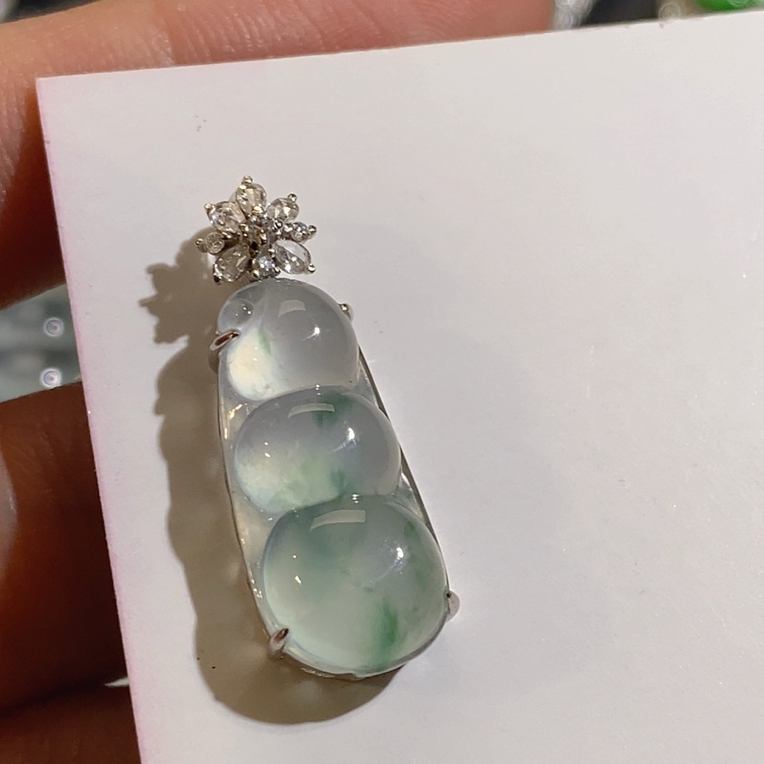 翡翠颈饰18K金镶嵌天然缅甸A货翡翠