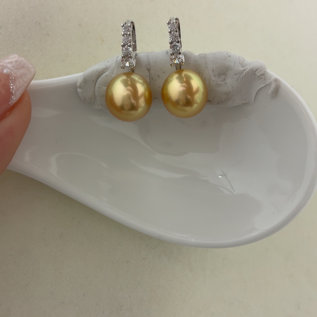 海水珍珠银S925镶嵌耳饰