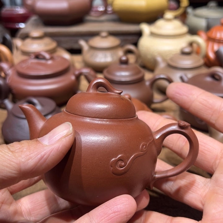 紫砂茶壶目**呆宜兴紫砂