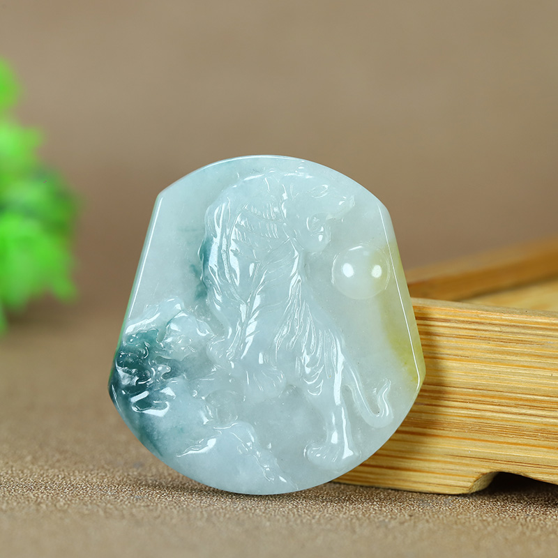 A130珠宝玉石A货翡翠吊坠
