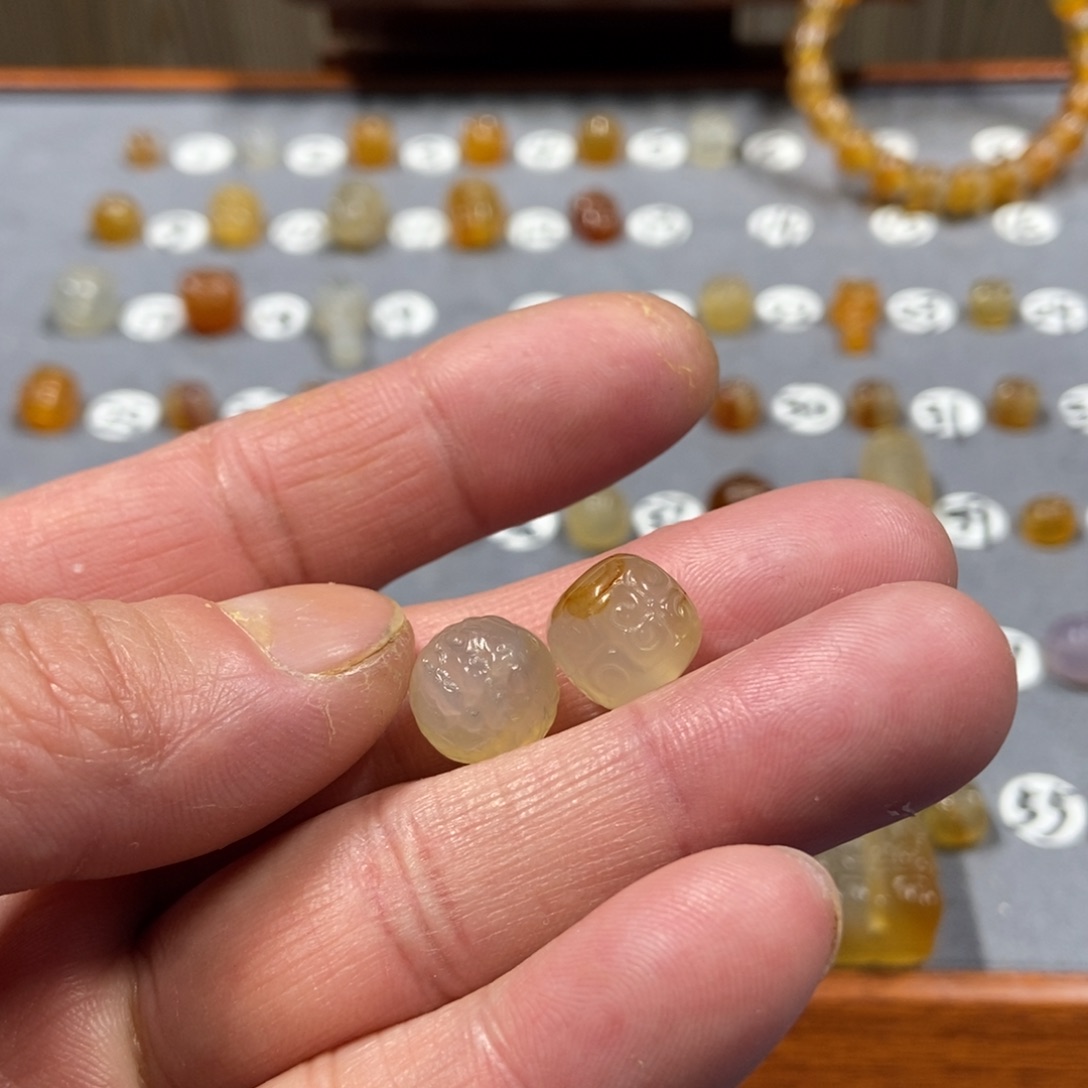 森****玛瑙/玉髓合金颈饰珠