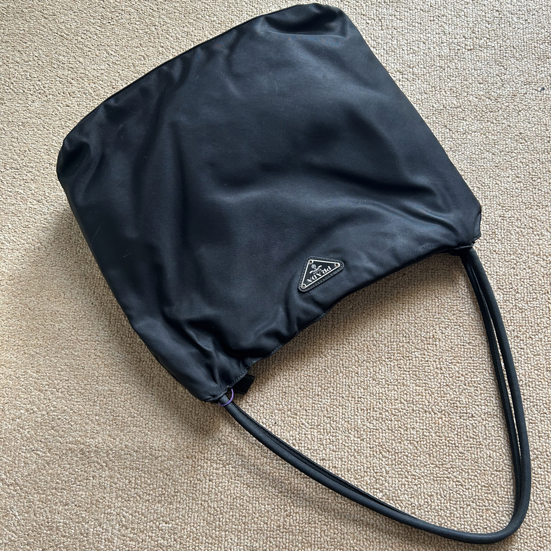 95新 Prada/普拉达 Prada尼龙三角托特