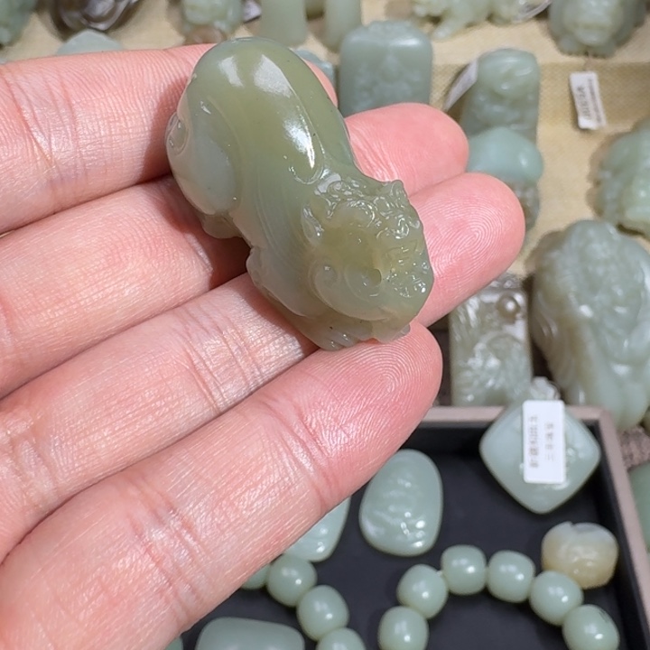 和田玉吊坠(不含链)未镶嵌