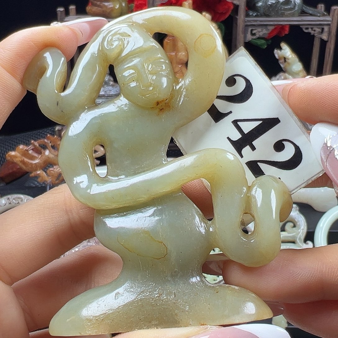 和田玉未镶嵌挂件