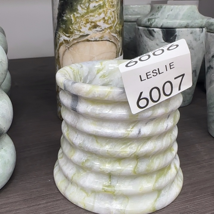 L。6007。。。。味道自选。  可罐蜡