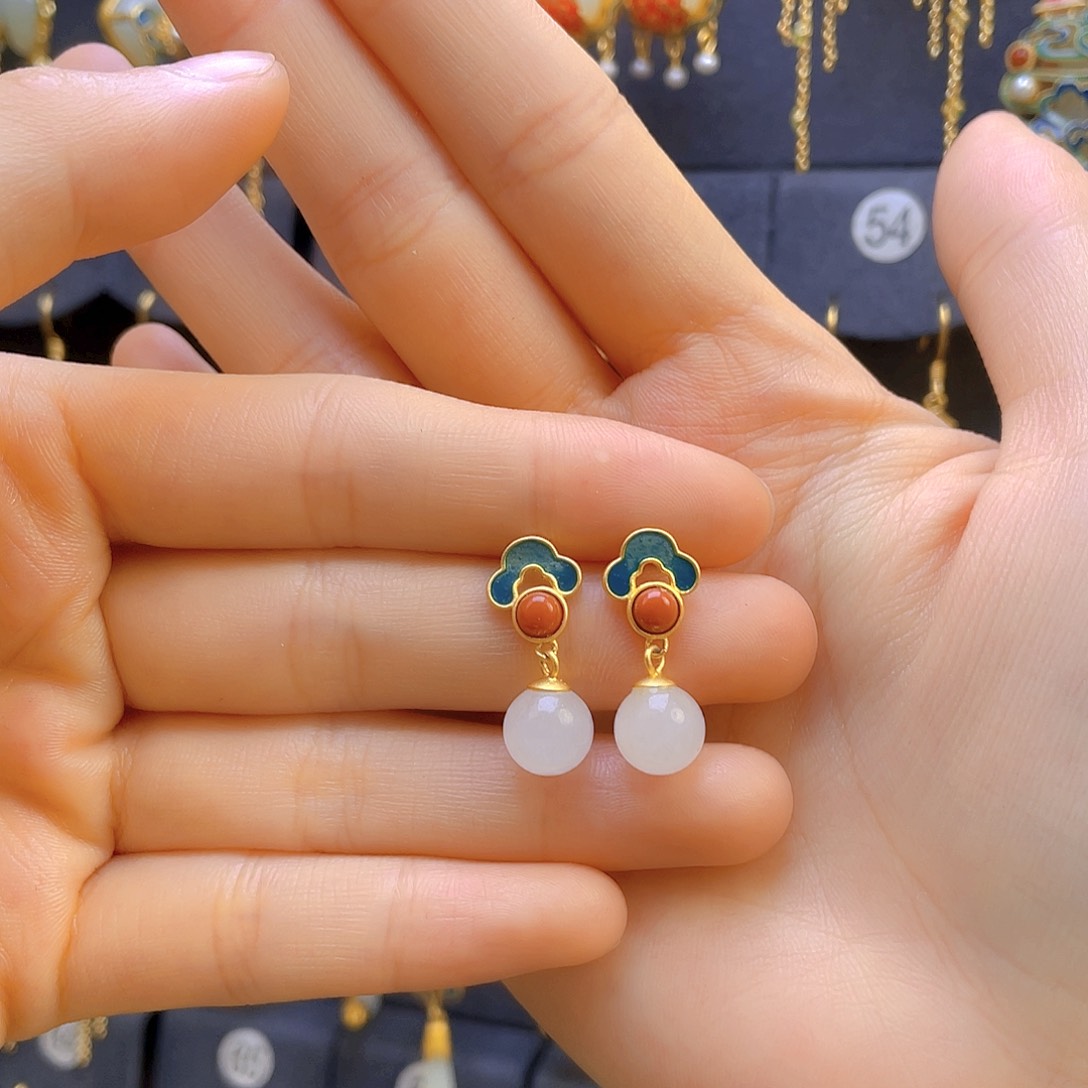 和田玉耳饰银S925镀金镶嵌