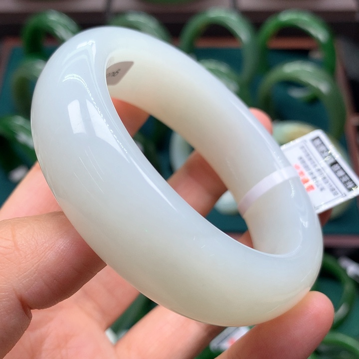 未镶嵌手镯和田玉5455