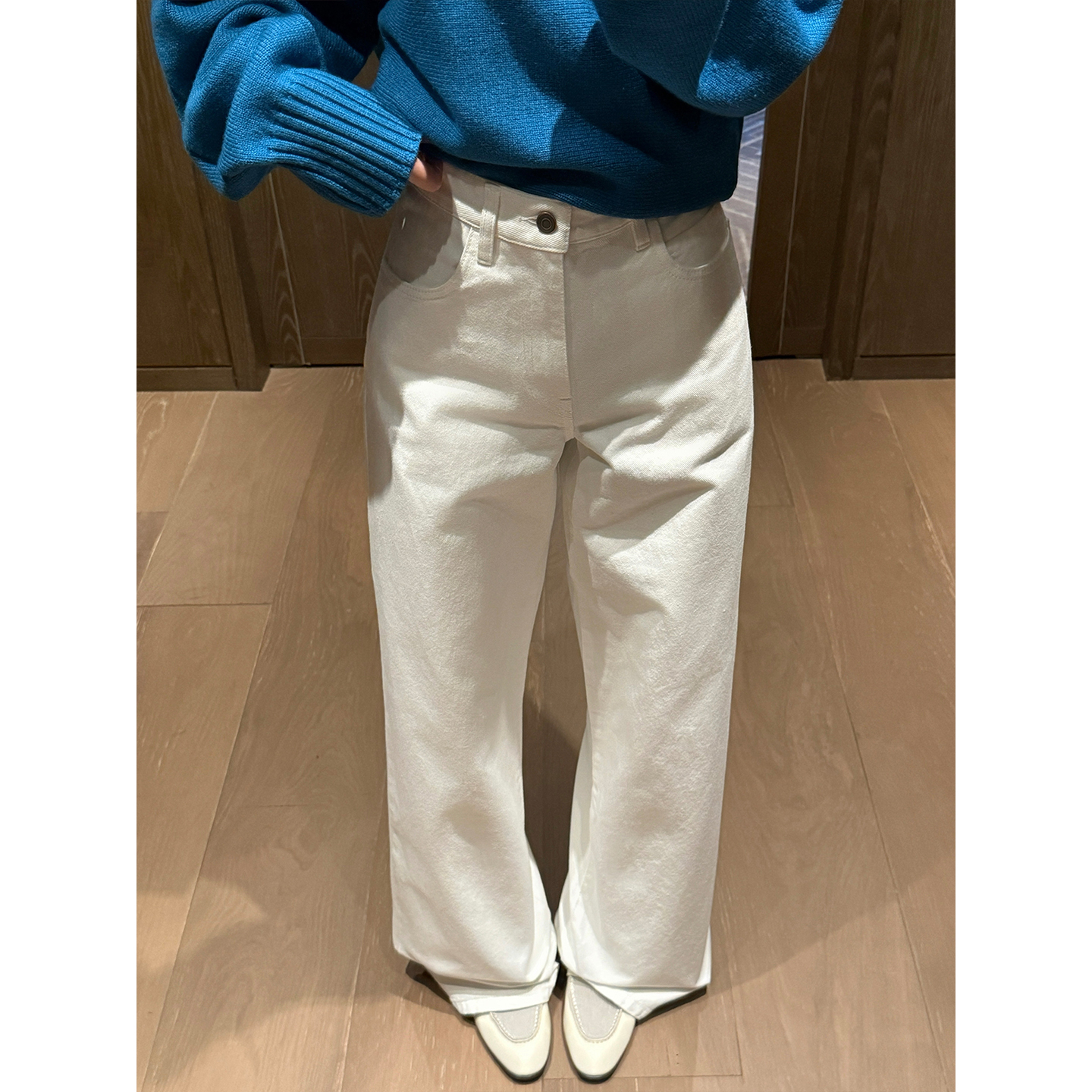 不冷BULENG 米杏色牛仔裤送腰带