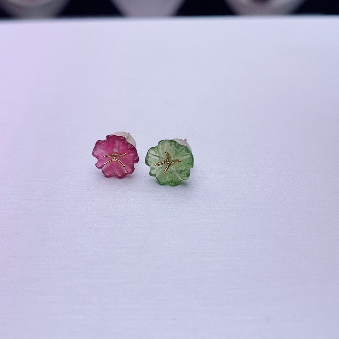 碧玺耳饰18K金镶嵌碧玺耳饰