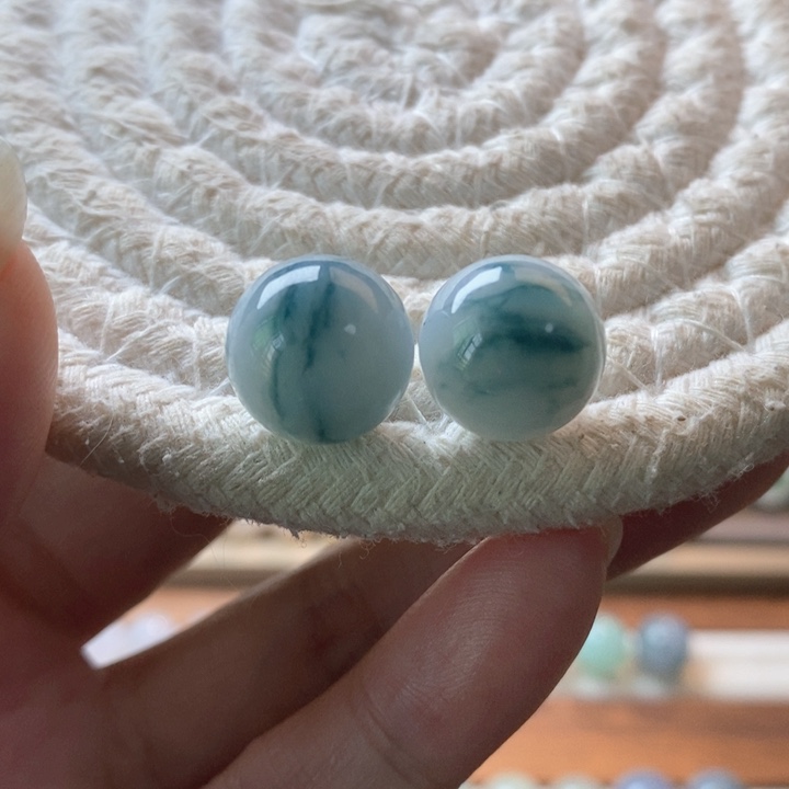 未镶嵌定制翡翠飘花圆珠二选一 有瑕 买断不退换