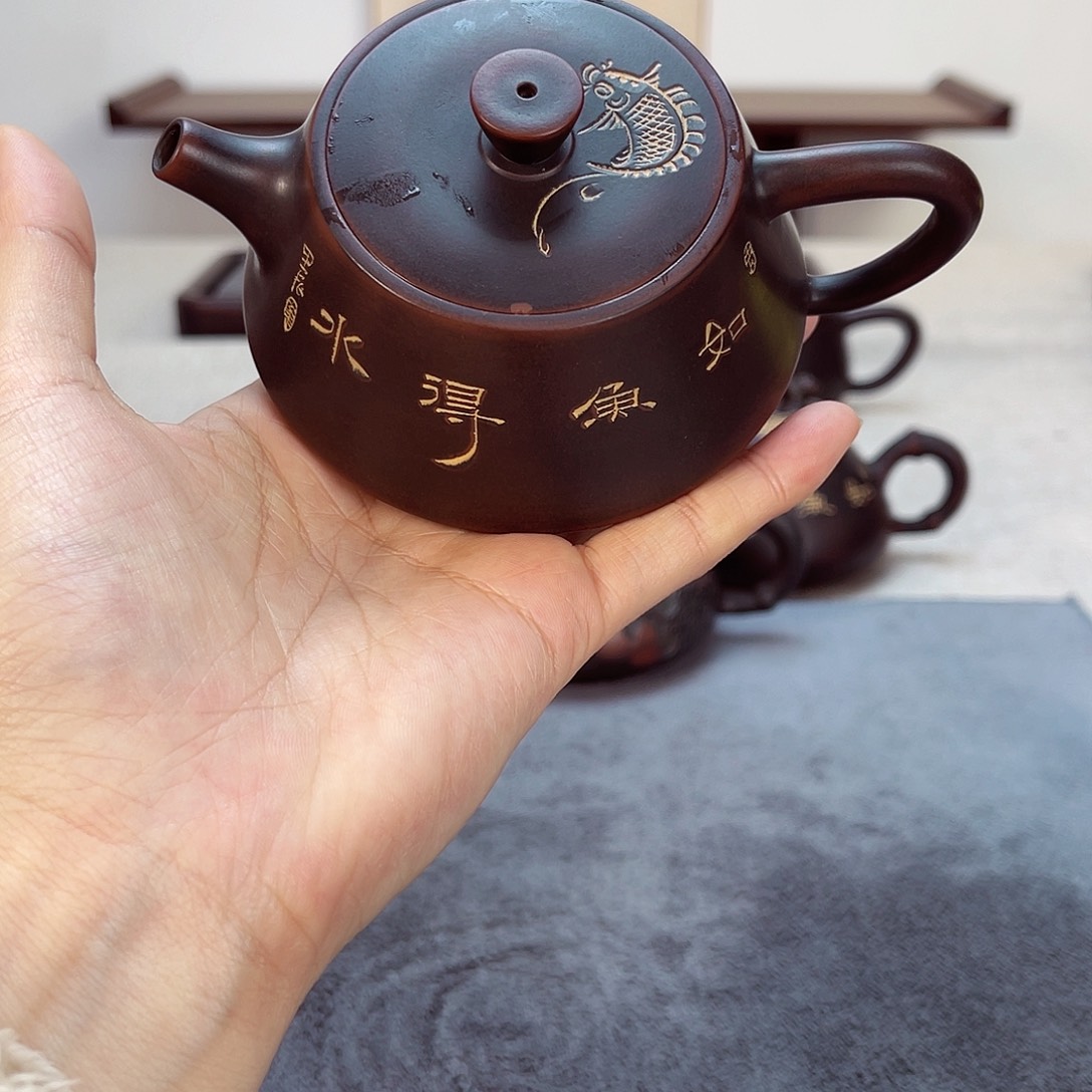 壶徽*郎石瓢内盖150毫升壶