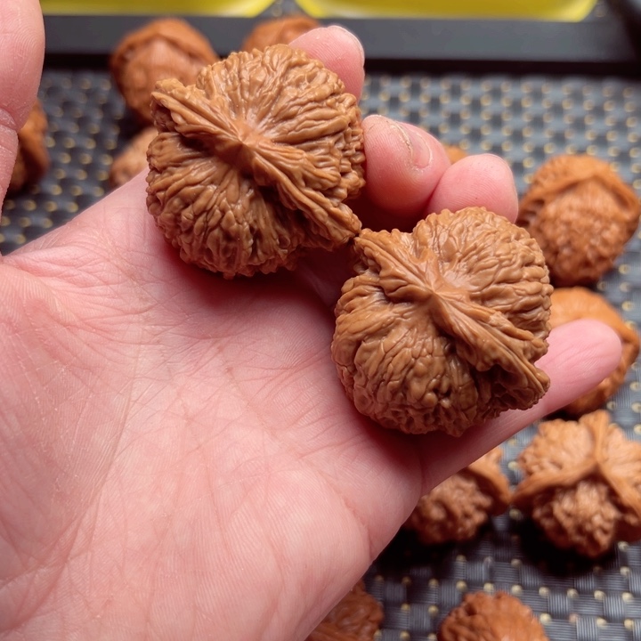 文玩核桃吊坠南江45