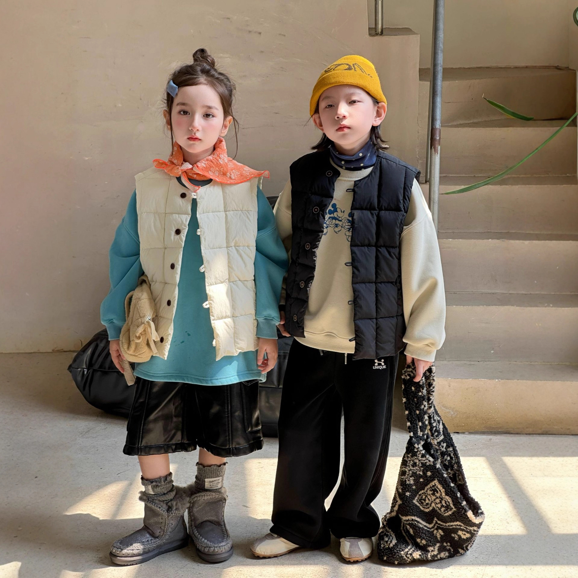 2025冬季新款韩版儿童方块绗线棉马甲男童女童设计款百搭坎肩马甲