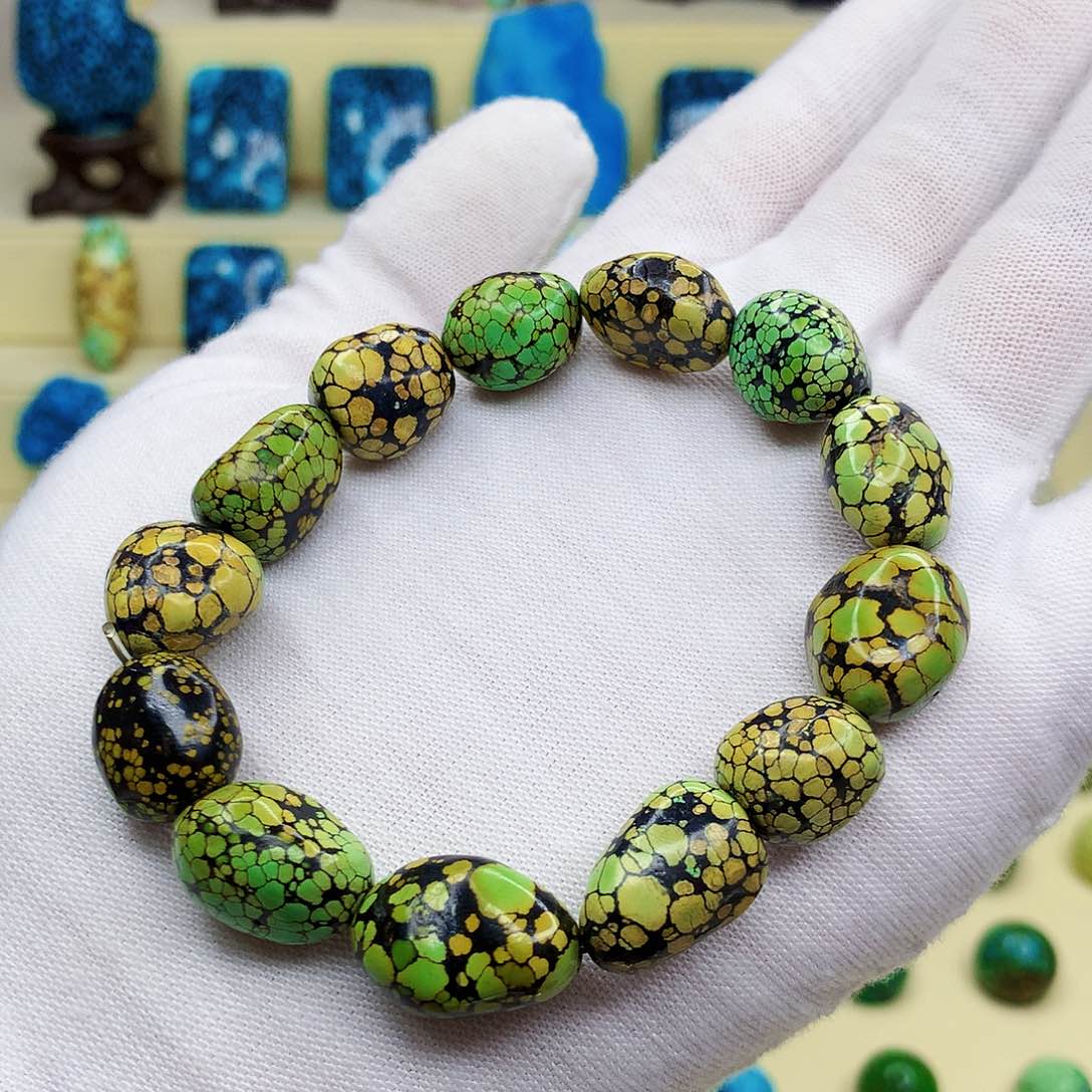 绿松石绿松石未镶嵌