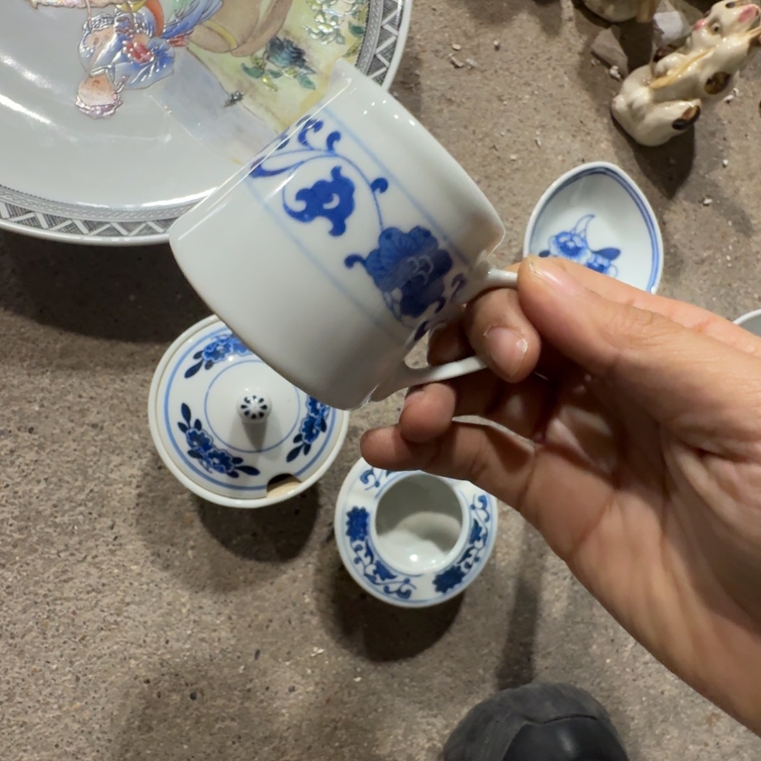 阳***光景德镇的陶瓷瓷器