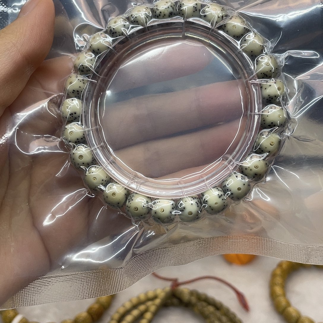 吊坠星月菩提9/8骨瓷白大眼通体针尖星