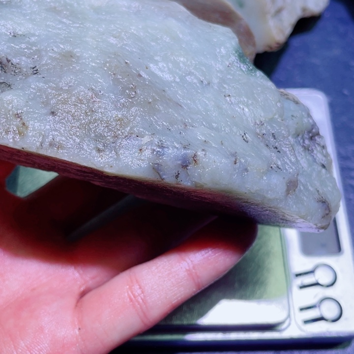 和田玉未镶嵌珠宝半成品