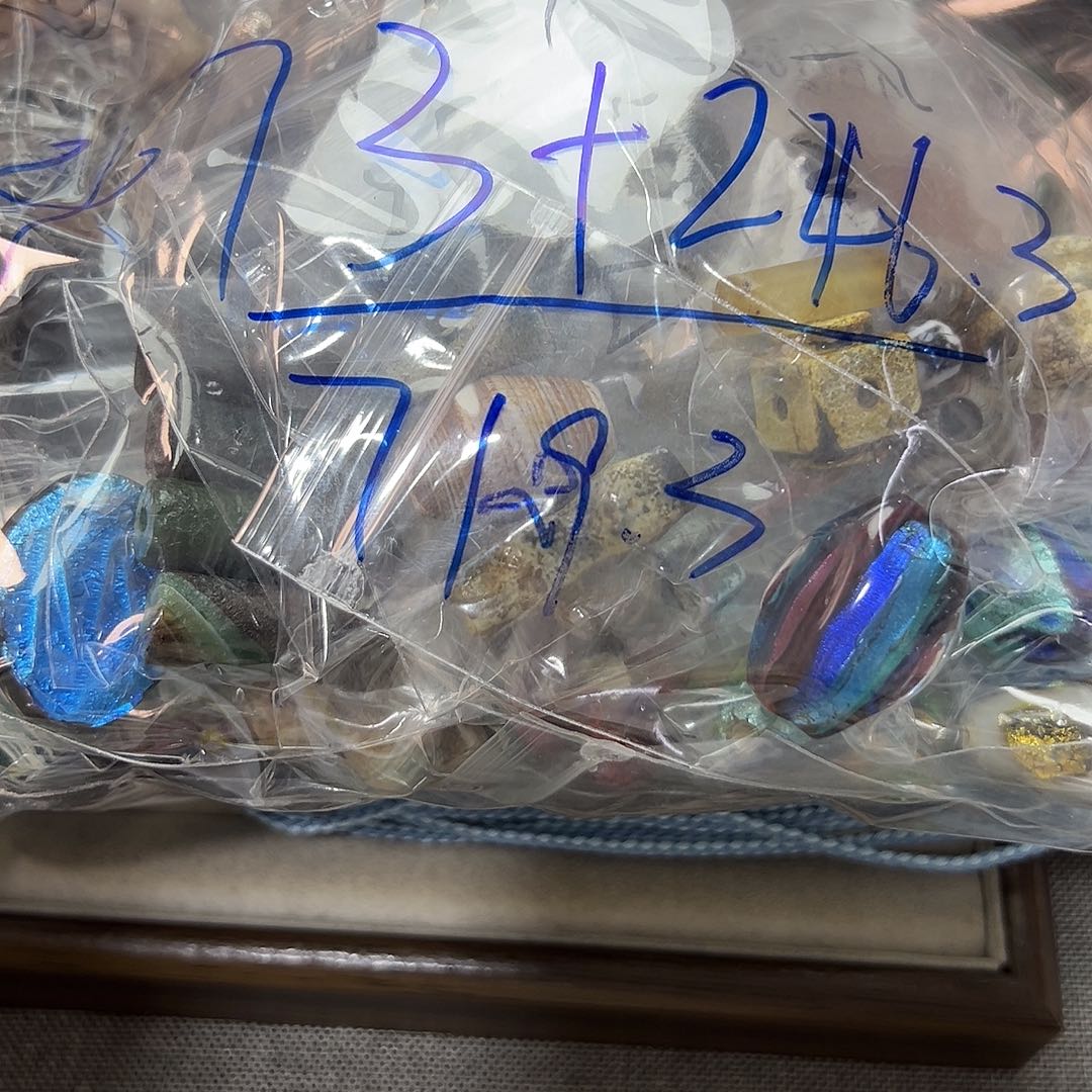 琉璃手工艺品设计师专拍