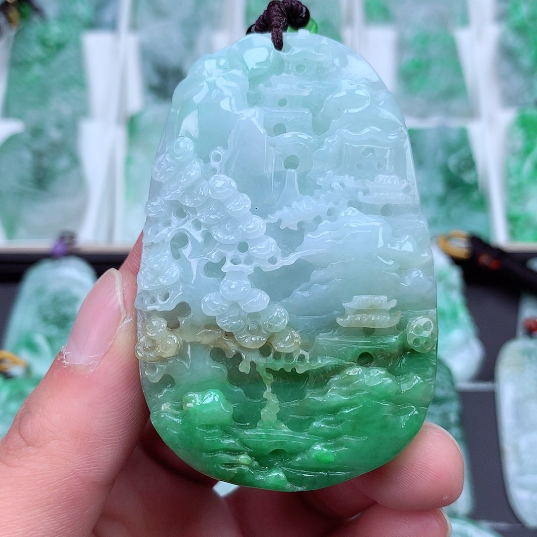 翡翠颈饰未镶嵌翡翠吊坠