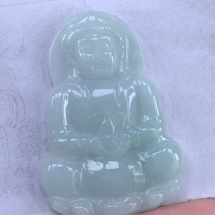 颈饰未镶嵌翡翠呦****塞观音