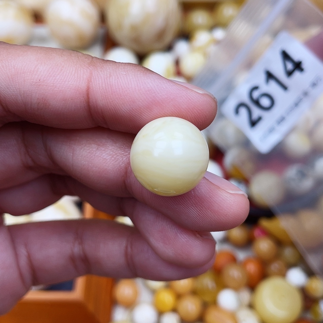 未镶嵌蜜蜡珠宝奇石粉15.8