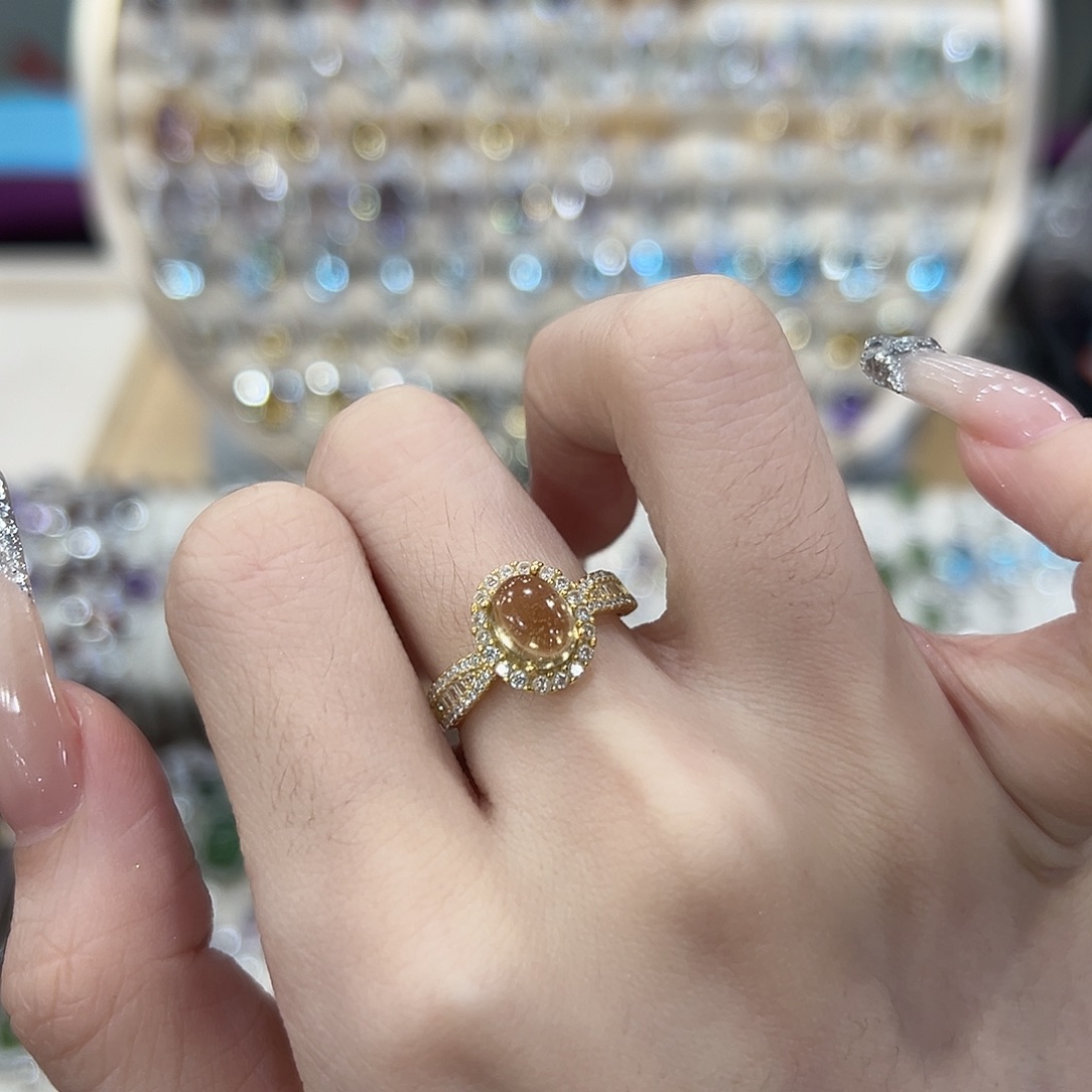 l***i银S925镶嵌黄晶戒指