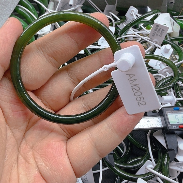 和田玉（碧玉）手镯未镶嵌55