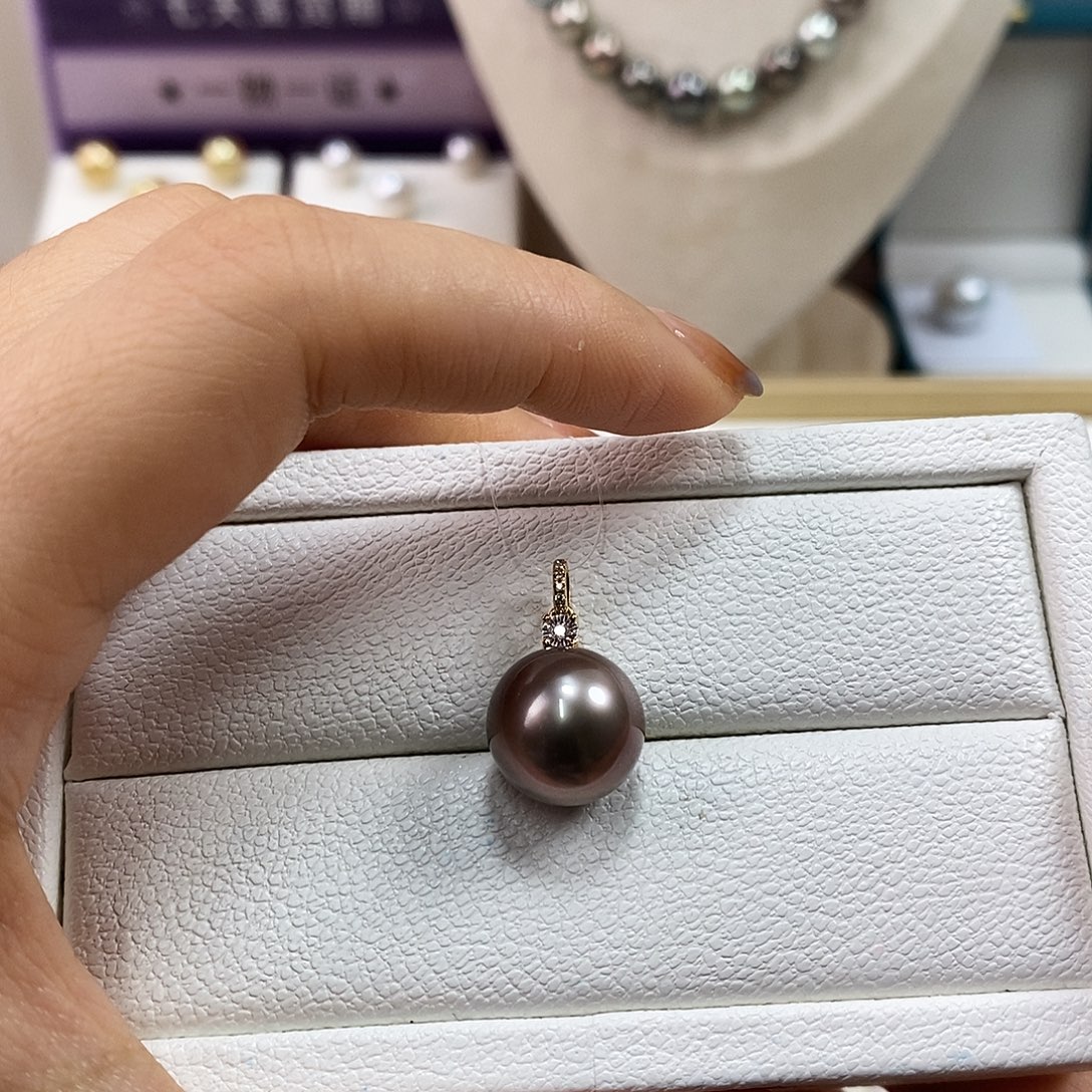 18K金镶嵌海水珍珠吊坠(不含链)12.8大溪地黑珍珠吊坠（咖色）