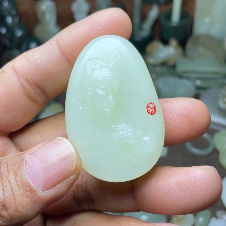 和田玉颈饰未镶嵌夫*子