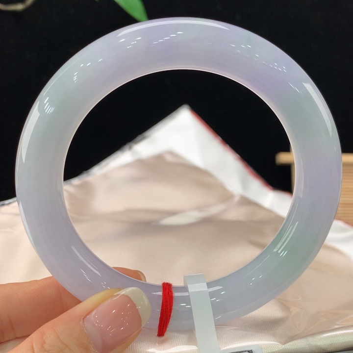 翡翠手镯未镶嵌111-0137