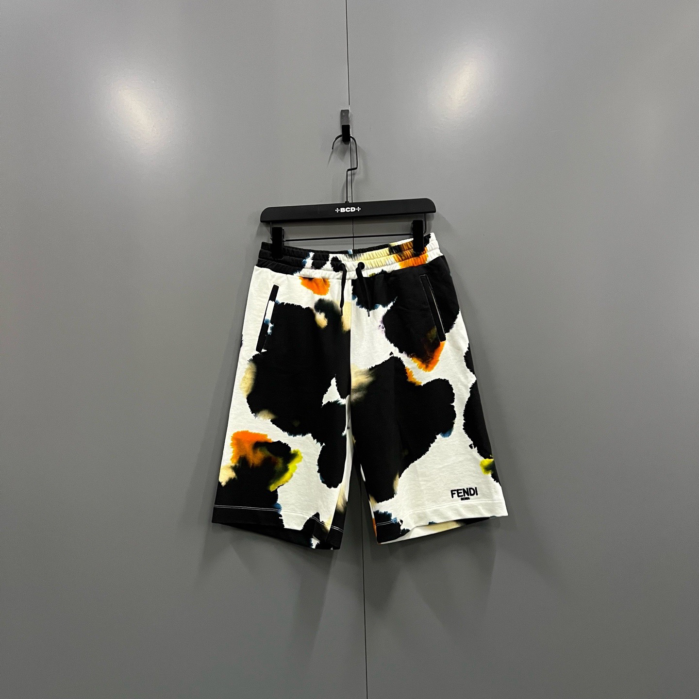未使用 FENDI/芬迪 楠 童装 扎染logo短裤 12+/019205