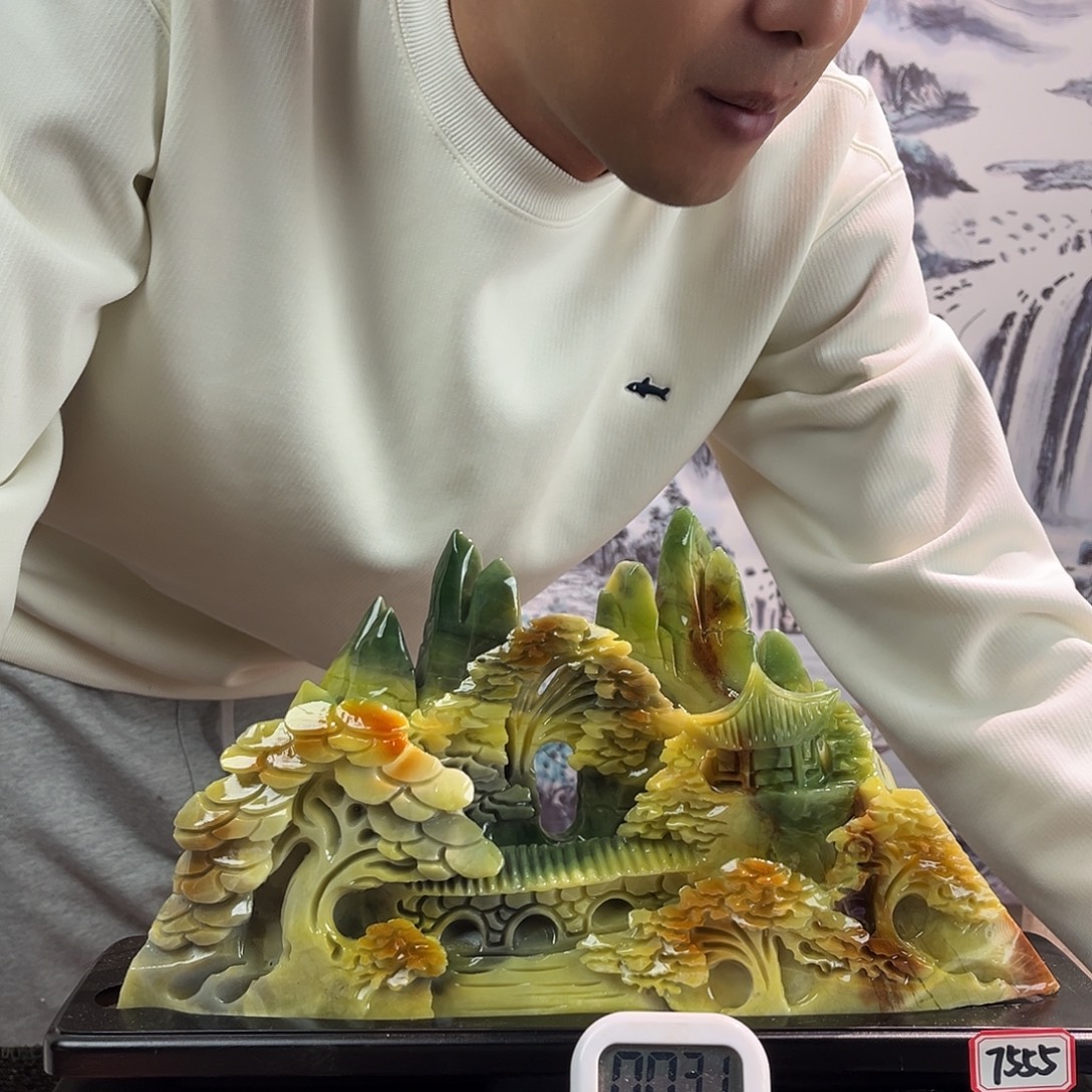 梦***珍玉玉摆件多色带底坐