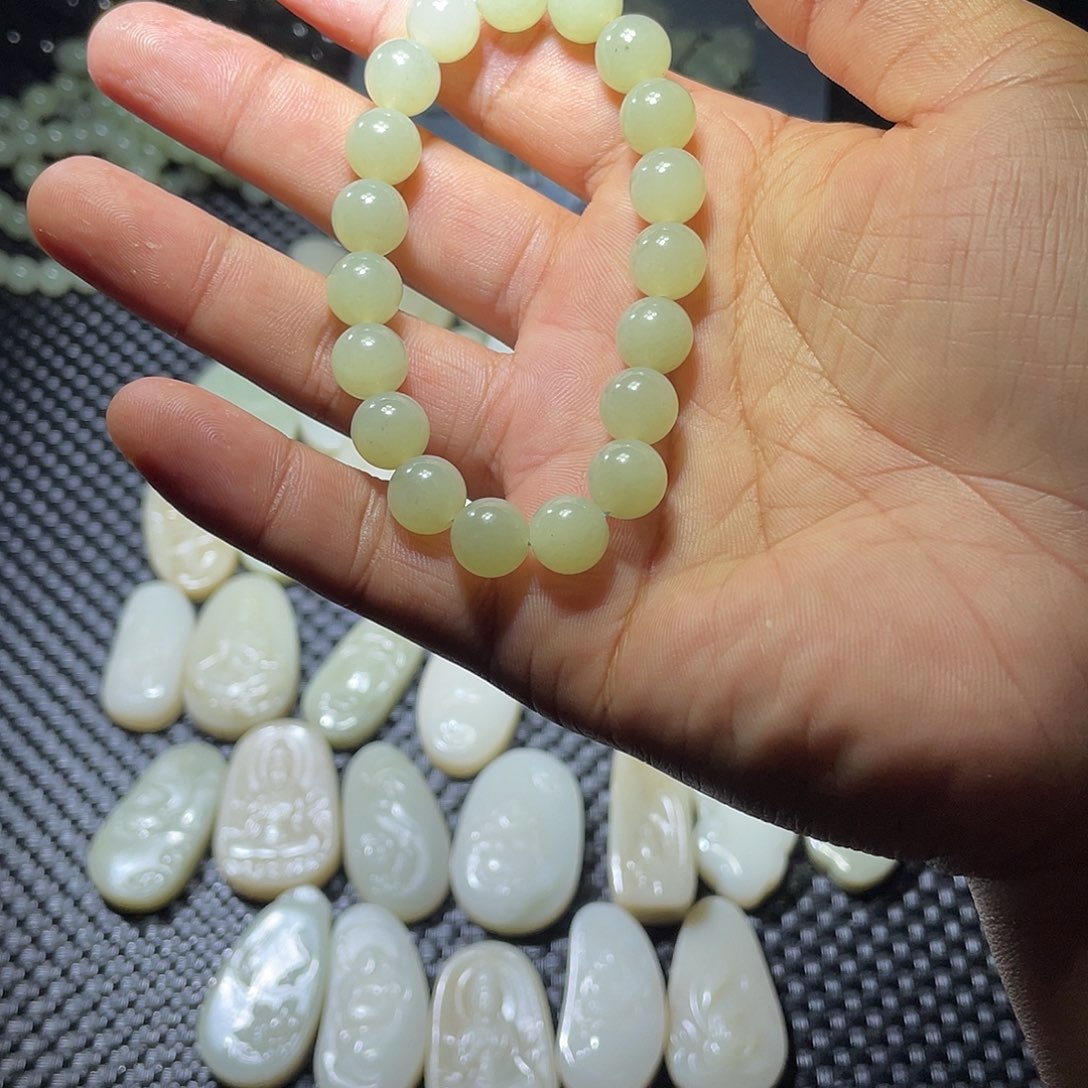风***3和田玉（糖玉）未镶嵌挂件