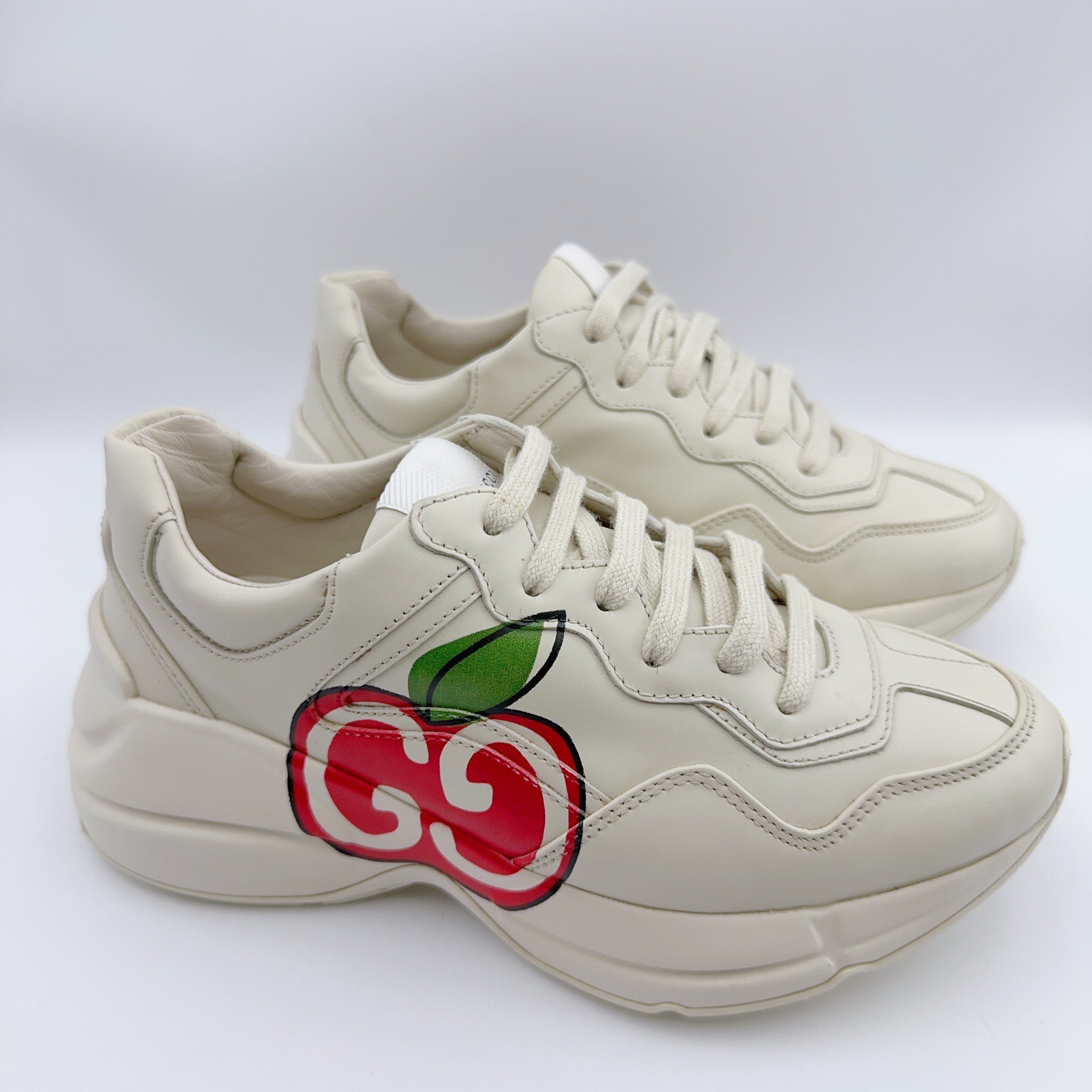 95新 GUCCI/古驰 35码/苹果印花老爹鞋/01658