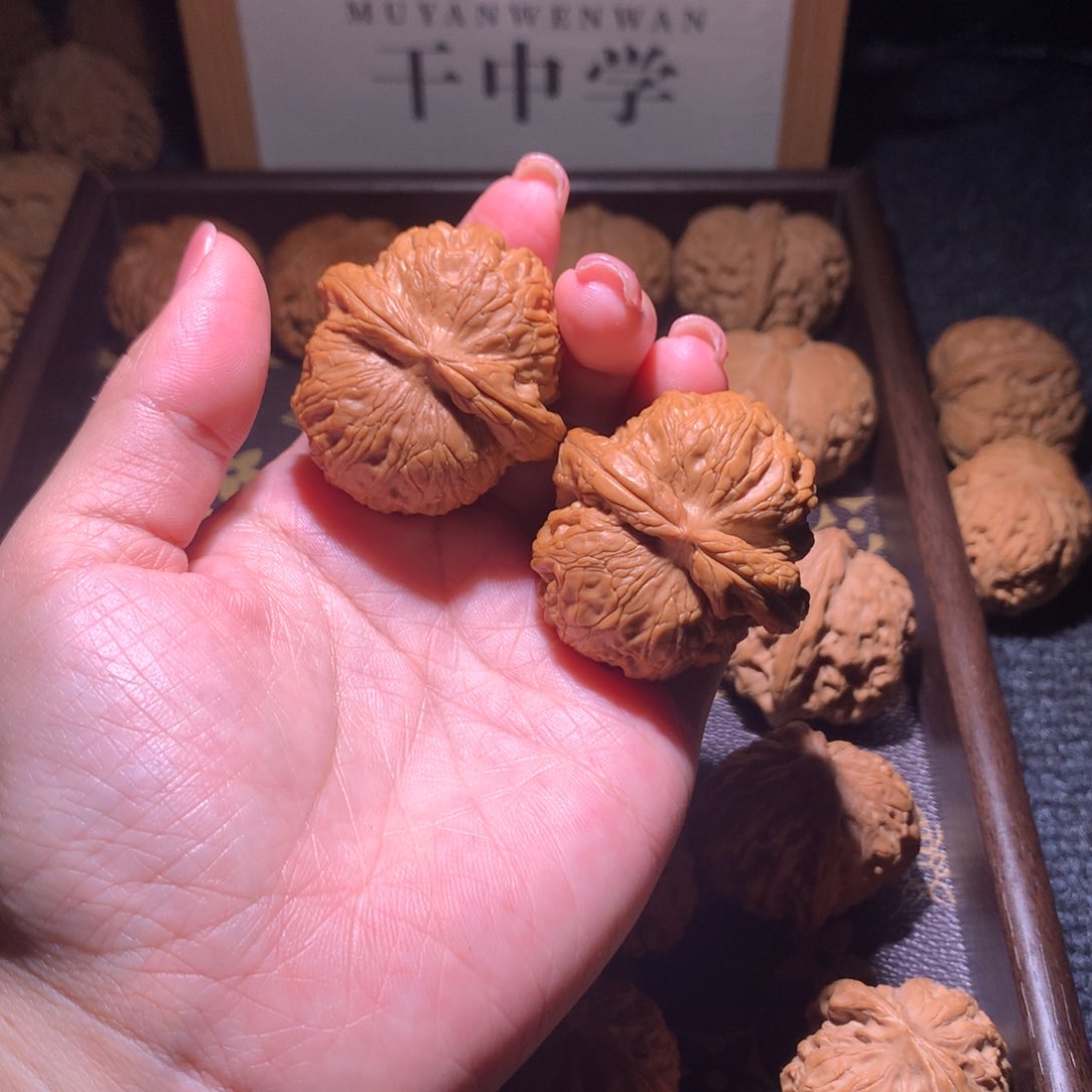 文玩核桃把件元宝43全品