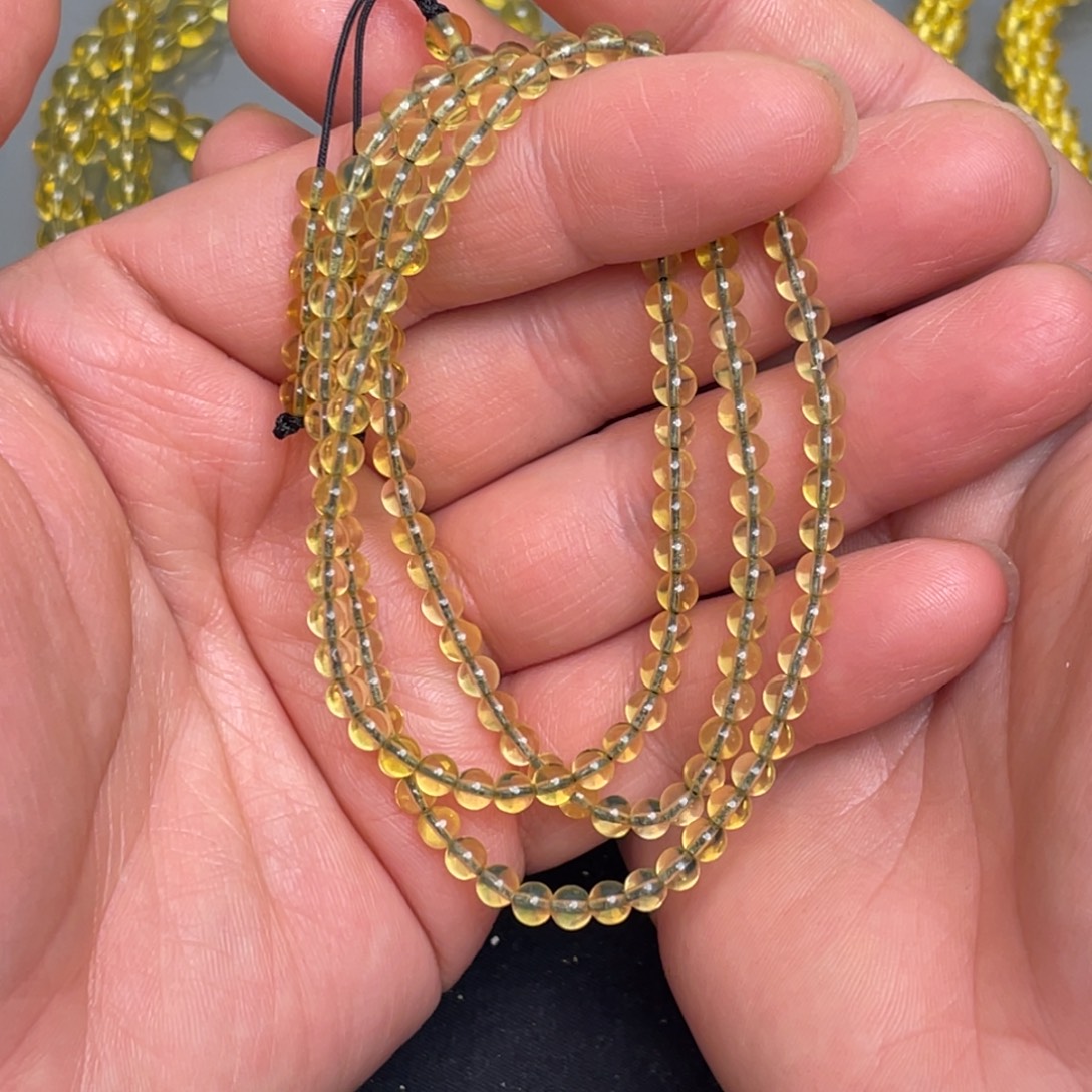 琥珀未镶嵌手链0.4