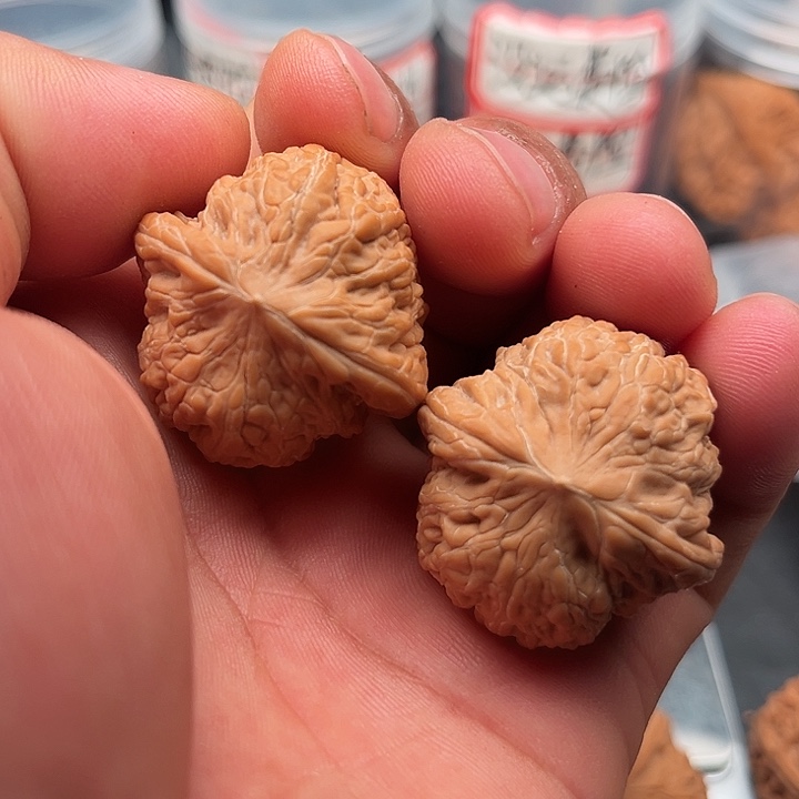 文玩核桃把件铁锤34