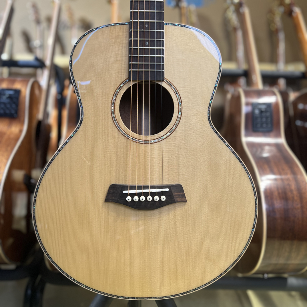 36寸gsmini全单吉他云杉桃花心木