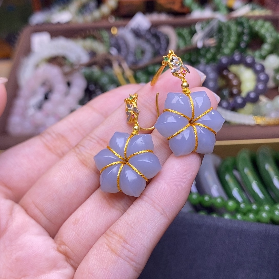 和田玉未镶嵌颈饰浓烟紫耳坠银