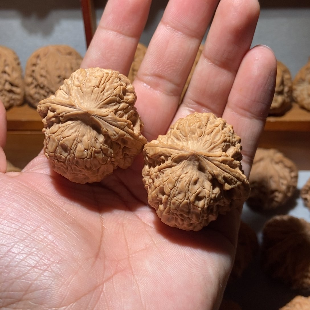 文玩核桃吊坠大团圆毕业