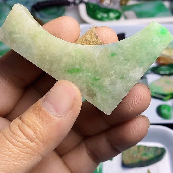 翡翠散珠天然翡翠A货挂件