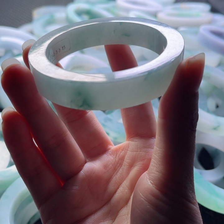 简***w定制翡翠未镶嵌不退不换