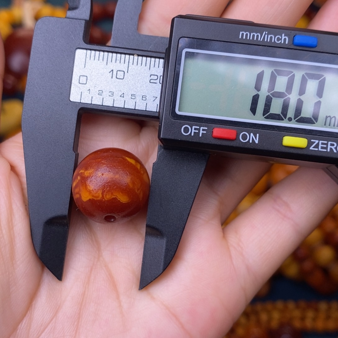 蜜蜡裸石未镶嵌蜜蜡