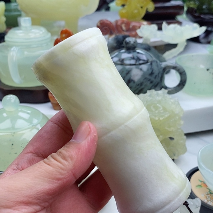 岫玉四大名玉笔筒未镶嵌